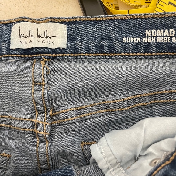 Nicole Miller Nomad Super high rise straight leg. Size: 12 - Picture 6 of 7